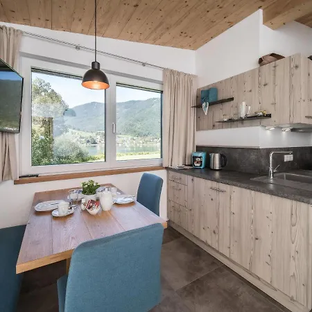 度假居 Lakeside Holiday On Lake With Garden